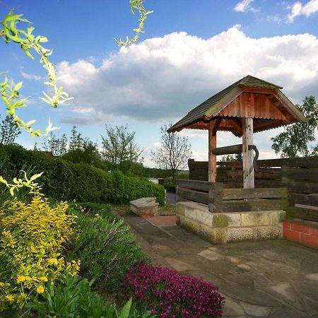 Penzion Kovarna Bukvice ภายนอก รูปภาพ